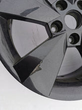 Laden Sie das Bild in den Galerie-Viewer, 1x Alufelge 17 Zoll 6.5&quot; 5x112 38ET Glanz Schwarz 565601025AA Skoda Kodiaq