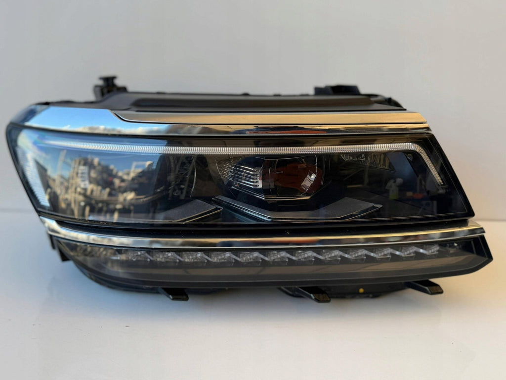 Frontscheinwerfer VW Tiguan 5NB941082A LED Rechts Scheinwerfer Headlight SCH8356405257hx