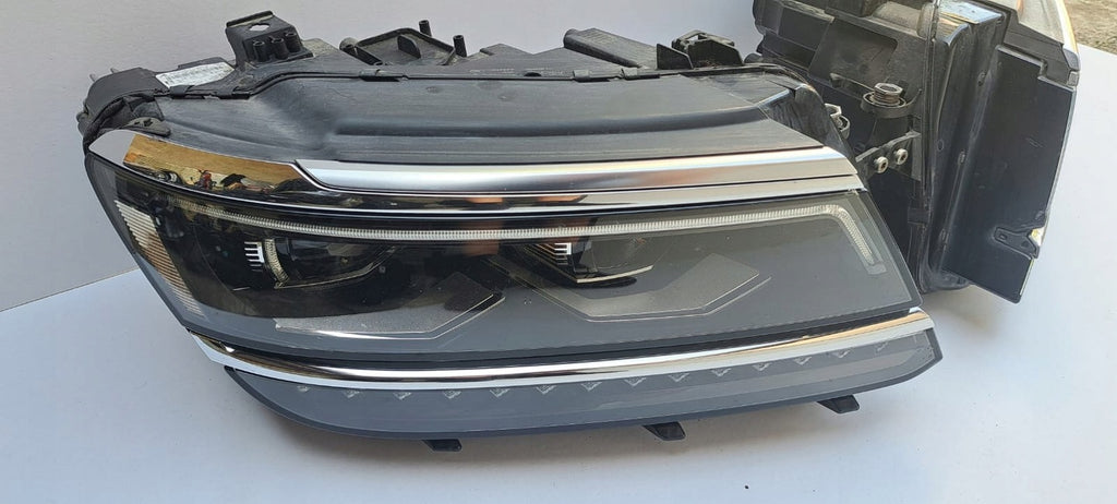 Frontscheinwerfer VW Tiguan 5NB941081A 5NB941082A LED Rechts oder Links SCH2567833375vt