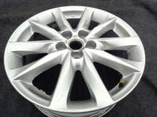 Load image into Gallery viewer, 1x Alufelge 18 Zoll 7.0" 5x114.3 50ET Glanz Silber 9965337080A Mazda 3 Rim Wheel FEL5442658844gq