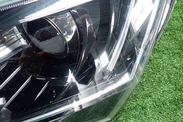 Frontscheinwerfer Skoda Superb III 3V1941017A 85122000 Links Headlight SCH1388819873xu
