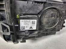 Laden Sie das Bild in den Galerie-Viewer, Frontscheinwerfer Mercedes-Benz W247 A2479062005 LED Rechts Headlight SCH3513058779sm