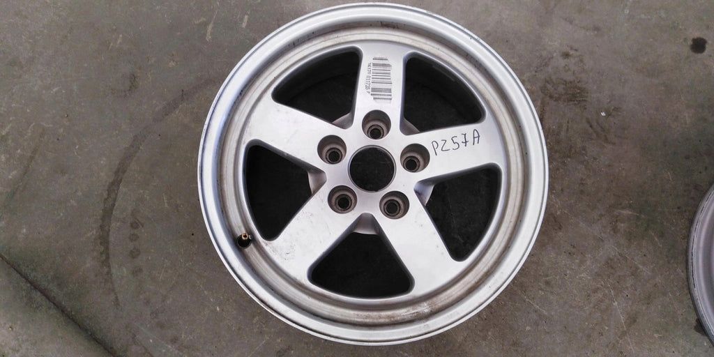 1x Alufelge 16 Zoll 7.0" 5x112 35ET 8W0601025 Audi A4 Rim Wheel