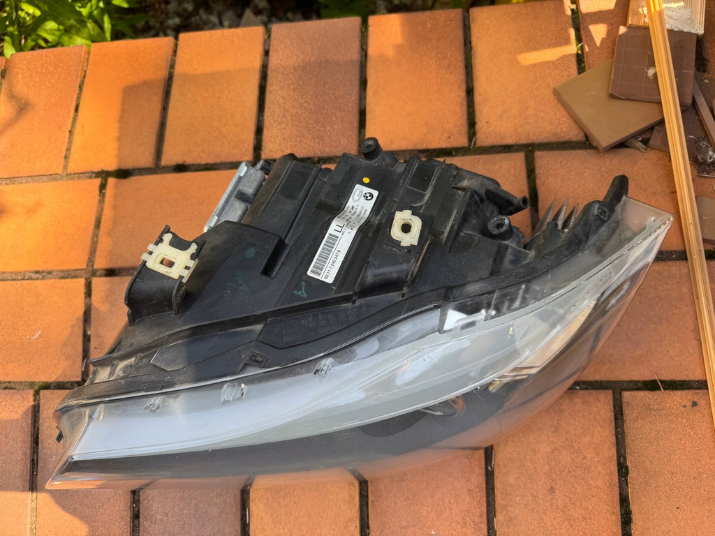 Frontscheinwerfer BMW 3 E91 E90 72402479 Xenon Links Scheinwerfer Headlight SCH3927913178sh