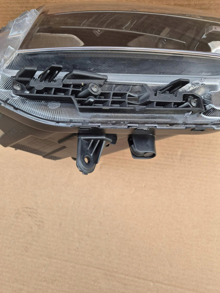 Frontscheinwerfer Hyundai Bayon 92102Q0600 Full LED Rechts Headlight