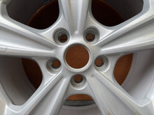 Laden Sie das Bild in den Galerie-Viewer, 1x Alufelge 17 Zoll 7.5&quot; 5x108 52 5ET Glanz Silber CJ5C-1007-B2B Ford Kuga