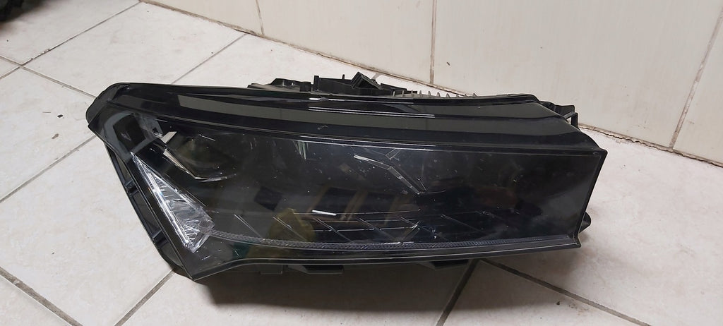 Frontscheinwerfer Skoda 5LB941016A Rechts Scheinwerfer Headlight
