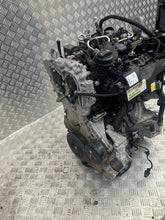 Load image into Gallery viewer, Motor Mercedes-Benz W177 282914 1.3 CGI 2018 Benzin Engine Komplett