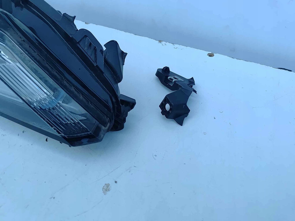 Frontscheinwerfer Mitsubishi Eclipse Cross EDM922-06010 LED Rechts Headlight