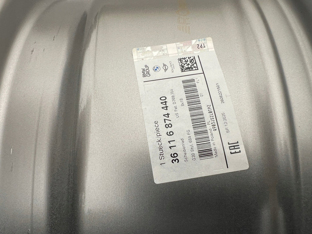 1x Alufelge 18 Zoll 8.0" 5x112 30ET 6874440 BMW 5 G31 G30 Rim Wheel FEL6442551999xw