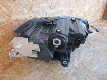 Laden Sie das Bild in den Galerie-Viewer, Frontscheinwerfer Skoda Superb 3P1941015A LED Links Scheinwerfer Headlight SCH9137103543yy