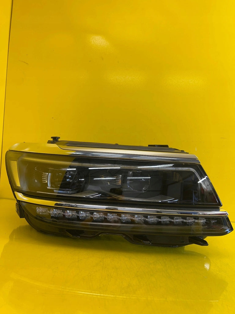 Frontscheinwerfer VW Tiguan 5NN941082 LED Rechts Scheinwerfer Headlight