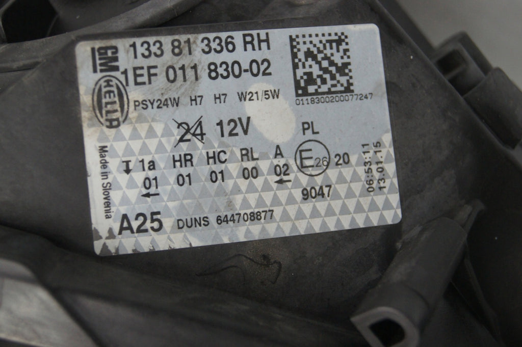 Frontscheinwerfer Opel Corsa E 13381336RH Rechts Scheinwerfer Headlight SCH2567711650uf