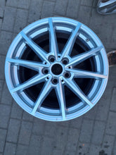 Load image into Gallery viewer, 1x Alufelge 17 Zoll 7.5" 5x112 30ET 6896762 BMW 3 G21 G22 G20 G23 Rim Wheel FEL1070486116dj
