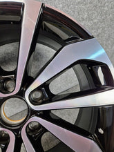 Laden Sie das Bild in den Galerie-Viewer, 1x Alufelge 17 Zoll 7.0" 5x112 45ET Glanz Schwarz 2GA601025AG VW T-Roc Rim Wheel FEL5096573022wh