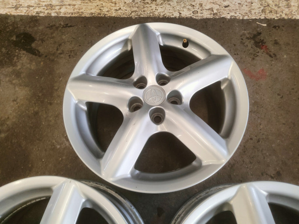 1x Alufelge 16 Zoll 6.5" 5x100 39ET Silber 54031001 Toyota Rim Wheel FEL8112655719lr