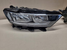 Load image into Gallery viewer, Frontscheinwerfer VW T-Roc 2GA941006B 2GA941005B LED Rechts oder Links