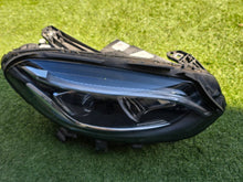 Laden Sie das Bild in den Galerie-Viewer, Frontscheinwerfer Mercedes-Benz W246 A2469066201 LED Rechts Headlight SCH7157352787ka