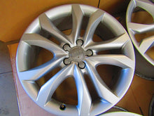 Laden Sie das Bild in den Galerie-Viewer, 4x Alufelge 19 Zoll 7.0" 5x112 37ET Glanz Silber 8R0601025AL Audi Q5 Rim Wheel FEL4785614236cq