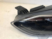 Laden Sie das Bild in den Galerie-Viewer, Frontscheinwerfer Ford Focus JX7B13E017CF Links Scheinwerfer Headlight