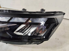 Laden Sie das Bild in den Galerie-Viewer, Frontscheinwerfer VW Transporter Caravelle 7T1941035AC 12033050000 Links