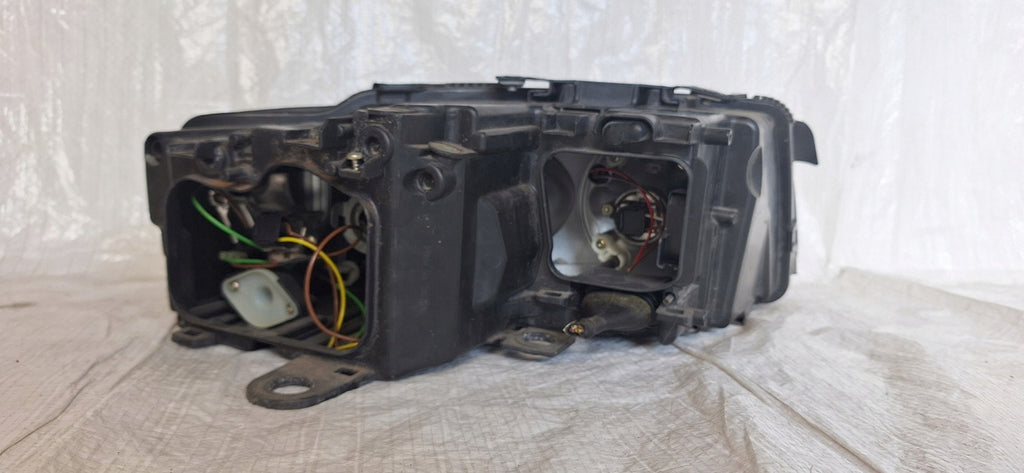 Frontscheinwerfer Audi A8 200300172 Links Scheinwerfer Headlight SCH4922171448az
