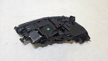 Laden Sie das Bild in den Galerie-Viewer, Frontscheinwerfer Tesla Model 3 1760588-00-E Links Scheinwerfer Headlight