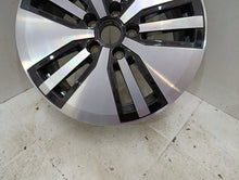 Laden Sie das Bild in den Galerie-Viewer, 1x Alufelge 17 Zoll 7.0" 5x112 40ET Glanz Silber 3G0601025AM VW Passat Rim Wheel FEL2959914563el