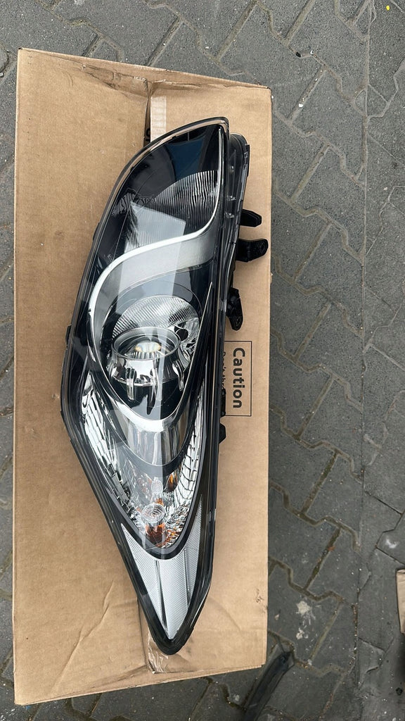 Frontscheinwerfer Hyundai I30 Links Scheinwerfer Headlight