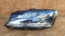 Laden Sie das Bild in den Galerie-Viewer, Frontscheinwerfer Skoda Fabia III 6V1941015F 030111523101 LED Links Headlight