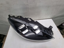 Laden Sie das Bild in den Galerie-Viewer, Frontscheinwerfer Ford Kuga LV4B-13E016-AH Rechts Scheinwerfer Headlight SCH1694395215tj