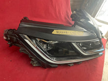 Laden Sie das Bild in den Galerie-Viewer, Frontscheinwerfer VW Arteon 3G8941081 3G8941082 LED Rechts oder Links SCH4843401692rp