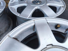 Load image into Gallery viewer, 4x Alufelge 15 Zoll 7.0" 5x112 45ET 3B0601025A Audi A4 A3 Leon I Golf Rim Wheel FEL8601570424um
