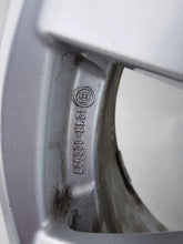 Laden Sie das Bild in den Galerie-Viewer, 1x Alufelge 17 Zoll 7.5&quot; 5x108 55ET Glanz Schwarz KBA50552 Opel Xc70 Xc60