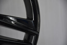 Laden Sie das Bild in den Galerie-Viewer, 1x Alufelge 18 Zoll 7.0&quot; 5x100 51ET 6F0601025E Seat Rim Wheel