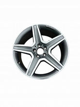 Laden Sie das Bild in den Galerie-Viewer, 1x Alufelge 19 Zoll 5x112 A1564010600 Mercedes-Benz X156 Rim Wheel FEL5899632170dw