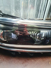 Laden Sie das Bild in den Galerie-Viewer, Frontscheinwerfer VW Passat B8 3G1941082P Rechts Scheinwerfer Headlight