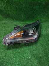Load image into Gallery viewer, Frontscheinwerfer Toyota Aygo Links Scheinwerfer Headlight SCH8426384825hf