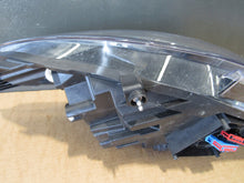 Laden Sie das Bild in den Galerie-Viewer, Frontscheinwerfer Ford Fiesta N1BB-13EO16-AF Rechts Scheinwerfer Headlight SCH5306923543gf