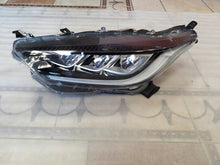 Load image into Gallery viewer, Frontscheinwerfer Toyota Yaris EUK0-8 Links Scheinwerfer Headlight SCH5612650284jp
