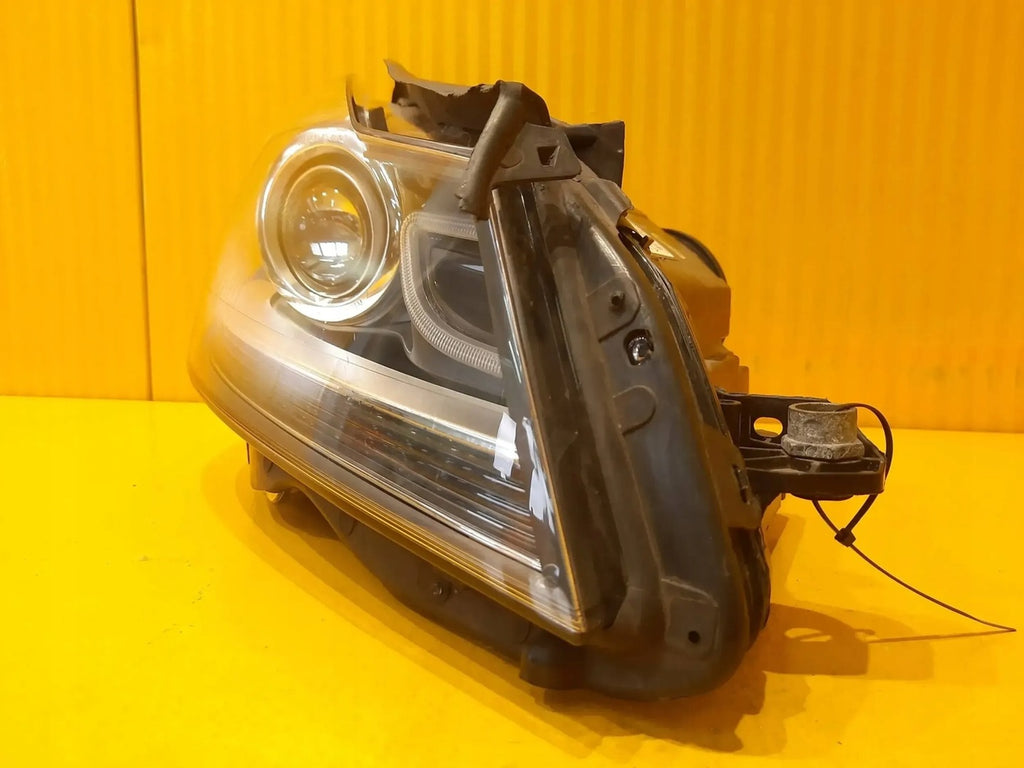 Frontscheinwerfer Mercedes-Benz W204 A2048205659 Xenon Rechts Headlight