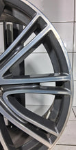 Laden Sie das Bild in den Galerie-Viewer, 1x Alufelge 20 Zoll 8.0" 5x112 30ET Glanz Grau 8053501 BMW G31 G30 Rim Wheel FEL9411939192dv