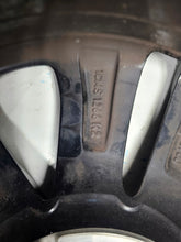 Load image into Gallery viewer, 1x Alufelge 17 Zoll 6.5&quot; 5x112 44ET Glanz Schwarz A1774012900 Mercedes-Benz W177