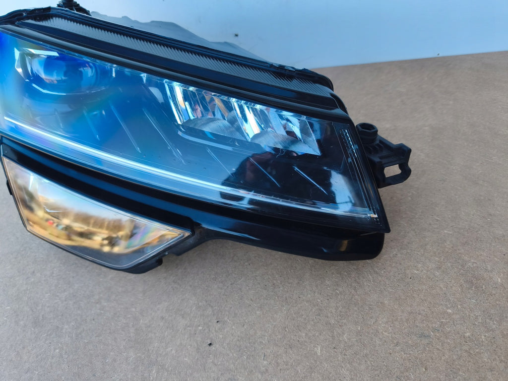 Frontscheinwerfer Skoda Karoq 57B941016F Rechts Scheinwerfer Headlight SCH3371204808wl
