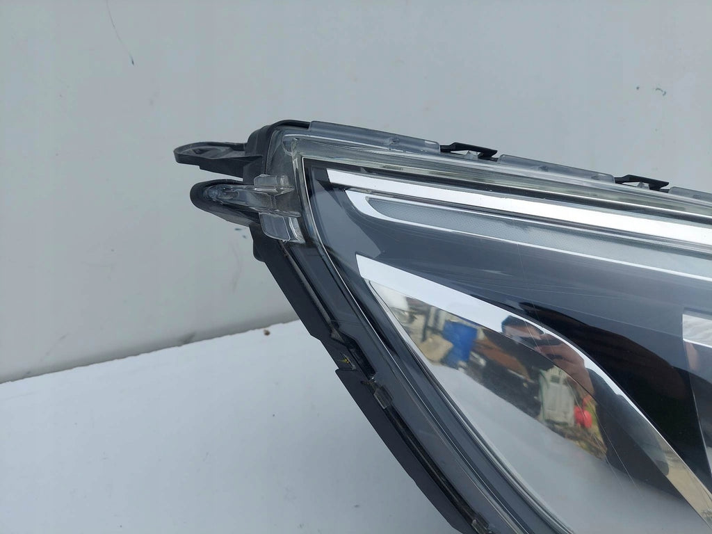 Frontscheinwerfer Mitsubishi Mirage II Space Star W3014 W3015 Xenon Rechts