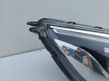 Laden Sie das Bild in den Galerie-Viewer, Frontscheinwerfer Mitsubishi Mirage II Space Star W3014 W3015 Xenon Rechts