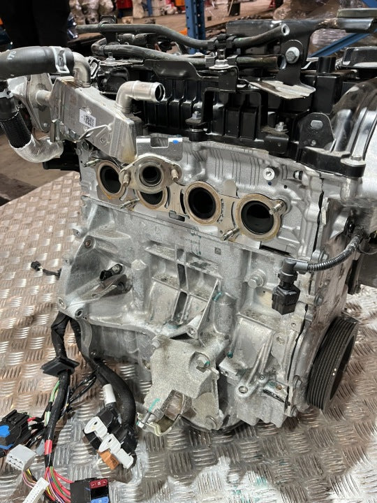Motor Renault E-Tech Arkana I H4MC632 1.6 SCE 1TKm 2023 Benzin Engine Komplett MOT7696033107to