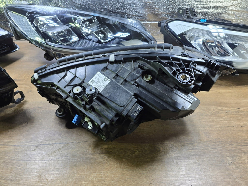 Frontscheinwerfer Mercedes-Benz W206 A2069063003 Rechts Scheinwerfer Headlight SCH7867345893ls