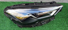 Laden Sie das Bild in den Galerie-Viewer, Frontscheinwerfer Mercedes-Benz Gla H247 A2479064204 Rechts Headlight SCH6793570531yu