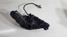 Laden Sie das Bild in den Galerie-Viewer, Frontscheinwerfer Peugeot 3008 9845434680 Vorderseite Scheinwerfer Headlight SCH8945637437gf